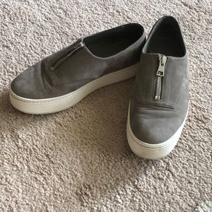 Vince Sneakers